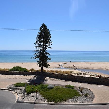 Christies Seahorse Holiday Townhouses Port Noarlunga Extérieur photo