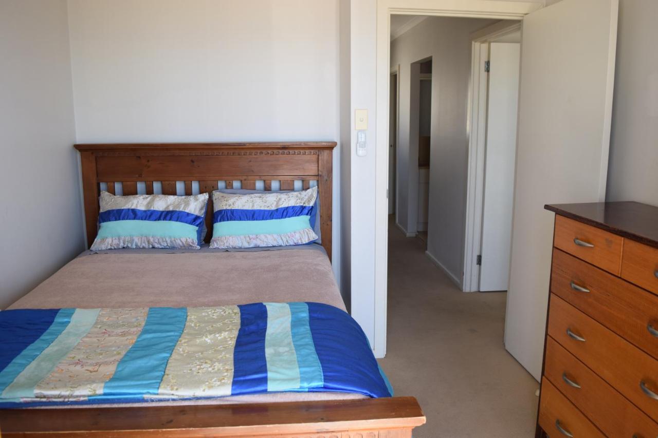 Christies Seahorse Holiday Townhouses Port Noarlunga Extérieur photo